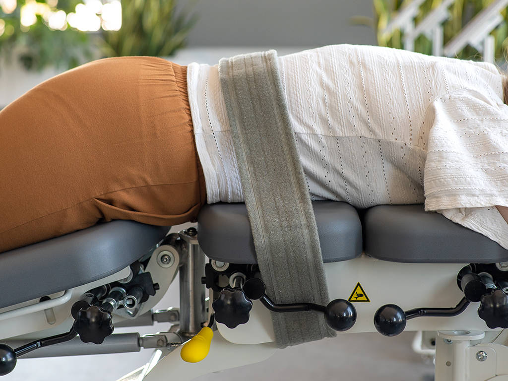 Chiro Z7 Elektrisch verstelbare behandeltafel - Chiro - Fysio